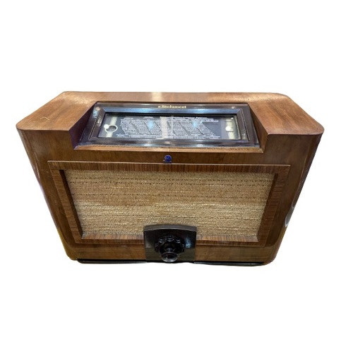 Vintage Radio Bluetooth Speaker 30's