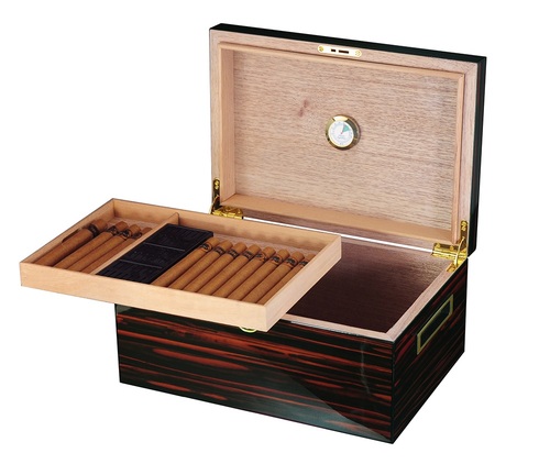 100 CT Wooden Cigar Box